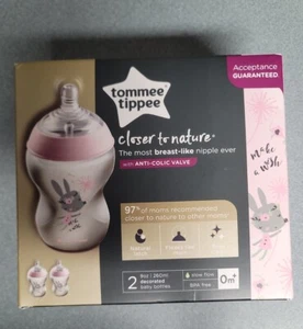 2 PACK Tommee Tippee Bottles Decorated 9 Ounce - Picture 1 of 7