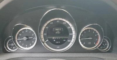 Cuadro medidor velocímetro OE Clase E 2012-2013 87 k millas Mercedes-Benz Foto 1 de 4