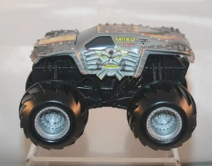 Monster Jam Maximum Destruction Max D Monster Truck 1:64 - Pre-Owned - Picture 1 of 6