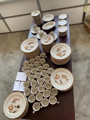 Juego de cena barroco de gres Hearthside feria de otoño 182 piezas SOLO RECOGIDA LOCAL Foto 1 de 4