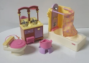 Fisher Price Loving Family Set Bagno - Vasca da Bagno Vanity WC Vasino Allenamento - Foto 1 di 24