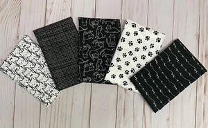 Fabric FQ Fat Quarters Set 5 Cat Kitten Black & White Meow Paw Print 100% Cotton - Picture 1 of 6