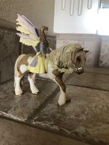 Schleich Bayala SERA Elfe Fee mit auf Pferd #70402 *Wunderbarer Zustand! - Bild 1 von 4