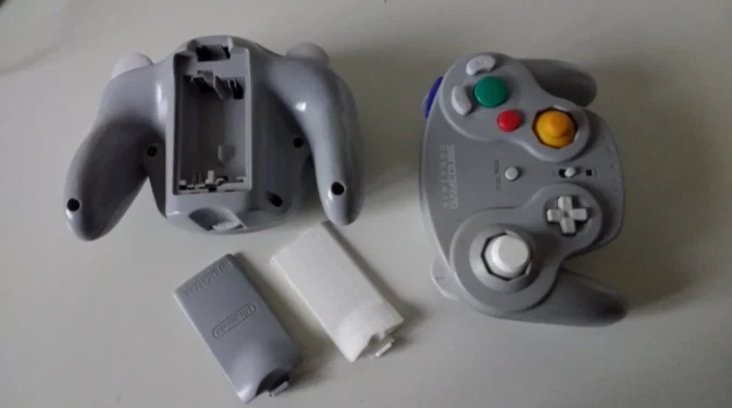 Compatible Nintendo Gamecube WaveBird Replacement Battery Lid Cover Spare Repair - Image 1 of 1