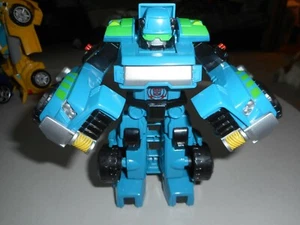 Transformers Rescue Bots Playskool Hoist Tow truck-bot - Picture 1 of 2
