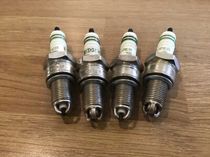 VW AUDI W8DTC BOSCH SPARK PLUGS X4 ORIGINAL GERMAN MADE PARTS. - Picture 1 of 2