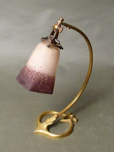 Lampada da tavolo rotonda stile Liberty circa 1920 - Foto 1 di 3