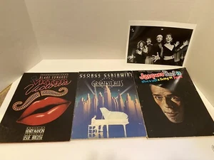 Jacques Brelis Alive And Well, George Gershwin‘S Greatest Hits, Victor Victoria - Picture 1 of 7