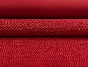 Tela de tapicería de poliéster roja Maharam Messenger Mao de 3,875 yardas 458640-025 - C-3 - Imagen 1 de 10