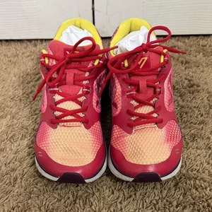 Vionic 335 Elation Vibrant Red and Yellow Athletic Sneakers size 9.5 Walking - Picture 1 of 7