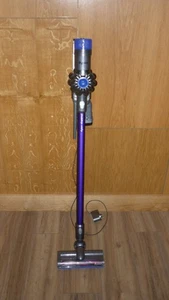 Dyson V6 Animal cordless stick vacuum cleaner, New battery, 90 day wty (83) - Picture 1 of 6
