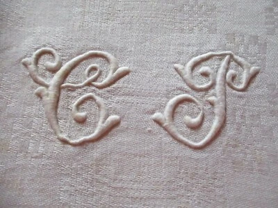 Lot N°107 de 9 serviettes de table en damassé lin monogramme CP  Bon état sales - Photo 1/4