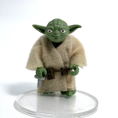 VTG Star Wars - Yoda Dark Green Skin w/ Robe & Belt Only NM - Kenner 1980 ESB Cover