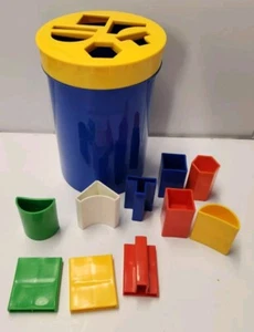 Vintage Kiddicraft POSTING BOX Hilary Page SHAPE SORTER Sensible Toy - Picture 1 of 3