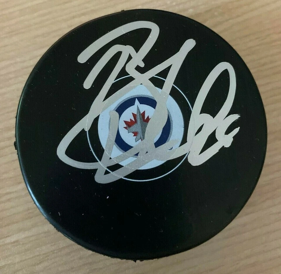 Blake Wheeler Autographed Signed Puck Winnipeg Jets Captain NHL - Image 1 of 1