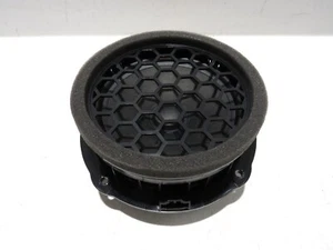 SKODA KAMIQ 2019-23 OFFSIDE RIGHT REAR DOOR SPEAKER 3V0035411J R3263 - Picture 1 of 11