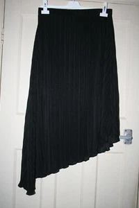 BNWT SIZE M RITA ORA @ PRIMARK BLACK PLEATED SKIRT WITH ASYMMETRIC HEM - Picture 1 of 4