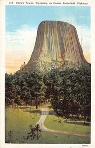 Postkarte WY: Teufelsturm, Custer Battlefield Hwy, Wyoming, Leinen verschickt 1940 - Bild 1 von 2