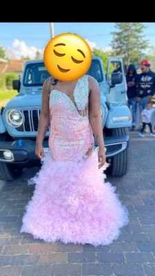 Vestidos de novia rosa rubor sirena cuello en V encaje apliques vestidos de novia talla grande  Foto 1 de 2