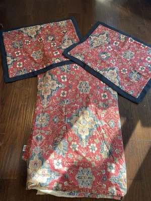 HiEnd Accents - Melinda Washed Linen - Queen Duvet W/2 Shams - Image 1 of 4