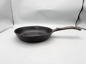 Wagner's 1891 Original 8" Cast Iron Skillet. USA - Picture 1 of 7