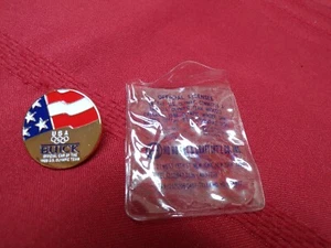 1988 U.S.A. BUICK OFFICIAL CAR OLYMPICS ENAMEL GOLD TONE METAL PIN - Picture 1 of 5