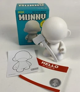 Kidrobot Munny World 4” Mini Munny DIY Vinyl Figure w/ Axe - Open Box - Bild 1 von 6