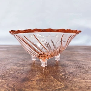 Vintage Jeannette Glass Pink Petal Swirl Pattern Candy Depression Dish 3 Legs - Picture 1 of 6