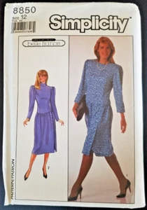 8850 Simplicity Schnittmuster Jane Schaffhausen Belle France Kleid Misses 10 - Bild 1 von 10