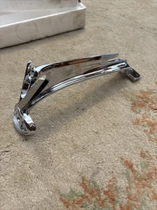 1935 V8 Ford Motorhaubenverzierung neu im Karton - Bild 1 von 7