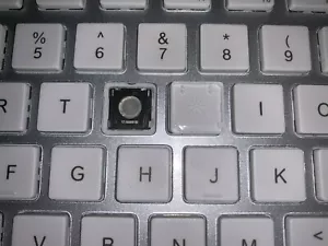 Logitech K750 WIRELESS SOLAR WHITE KEYBOARD KEYCAPS KEYS FULL ASSEMBLY (Y-R0016) - Picture 1 of 5