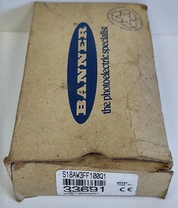 Banner Engineering S18AW3FF100Q1 33691 Photoelectric Proximity Sensor - Picture 1 of 8