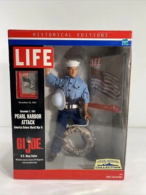 G.I. JOE POSEABLE FIGURE PEARL HARBOR ATTACK NAVY SAILOR HISTORICAL LIFE.     E9 - Image 1 of 4