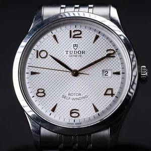 Tudor 1926 - 41 mm esfera blanca - índices de oro rosa - Imagen 1 de 13