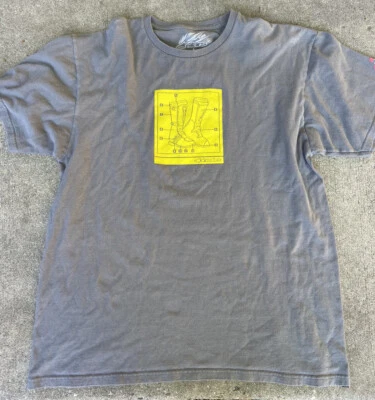 camiseta alpinestars gris con botas de moto amarillas talla grande Foto 1 de 4