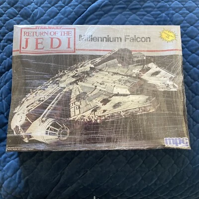 MPC Return Of The Jedi Millennium Falcon Kit #8917 Factory Sealed Dented Box - Image 1 of 4
