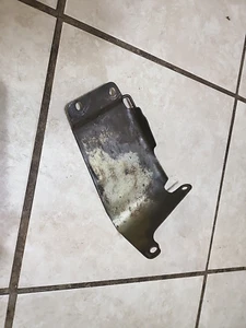 08-17 Yamaha Ttr110e TTR 110 E OEM Placa de deslizamiento Protector de golpe de deslizamiento ABALGADURAS ARAÑAZOS - Imagen 1 de 3
