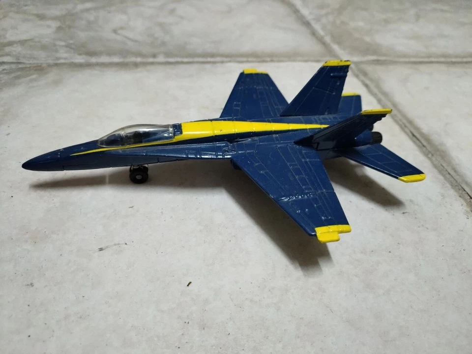 Aerei, ERTL McDonnell Douglas F18 Hornet Blue Angels U.S. Navy Stati Uniti - Immagine 1 di 1