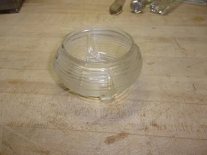 Vintage Clear Glass Powder Box Footed Dresser Vanity Trinket Jewelry FREE SHIPP - Picture 1 of 8