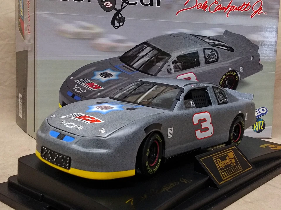 Dale Earnhardt Jr #3 Oreo Diecast Test Car and Stopwatch NASCAR 2002 Revell 1 24
