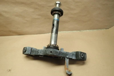 2006 SUZUKI BOULEVARD VL800 FRONT LOWER TRIPLE TREE - Image 1 of 4