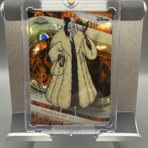 Inserto inceneritore 2025 Topps Chrome Disney Crudelia De Vil 14/15 🔥🔥🔥 - Foto 1 di 3