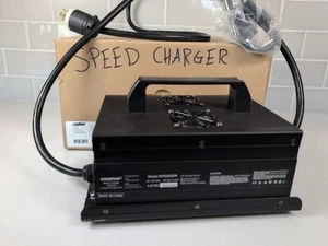 Radinn Speed Charger Universal Charger all-in-one device Digital GPSC3548-RA-01 - Picture 1 of 6