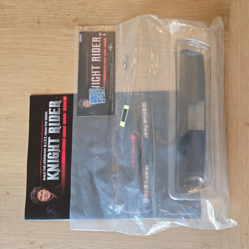 1/8 FANHOME DEAGOSTINI BUILD THE K2000 KITT K.I.T.T. KNIGHT RIDER CAR ISSUE 99 - Image 1 of 1