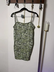 Mini Vestido Estampado Cebra Tirantes Verde Negro - Imagen 1 de 4