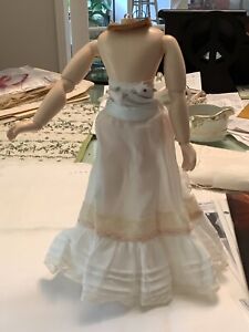 Gildebrief reproduction French fashion doll composition body magazine heads lot