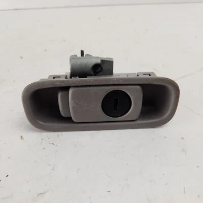 98 99 00 01 02 HONDA ACCORD 4 PUERTAS GUANTERA CIERRE MANIJA GRIS  Foto 1 de 4