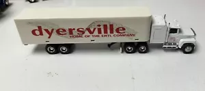Ertl Dyersville White Semi Truck 1/64 Limited Edition Werbung Ford LTL-9000 - Bild 1 von 8