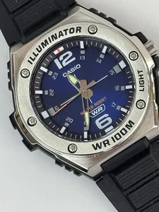 Casio MWA100H-2AV, Reloj Analógico, Correa de Resina Negra, Iluminador, 100 Metros WR - Imagen 1 de 4