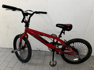 BMX flatland Mongoose Gavel Red/Black 20 inch wheel + front & back pegs - Bild 1 von 1